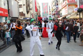 Kortej Ekibi - Kipa İndirim Günleri